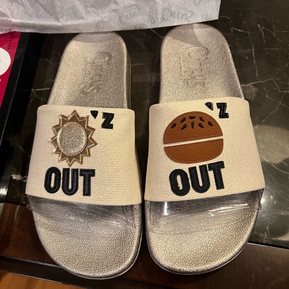 Sam Edelman sun your bunz ☀️ slides (10)